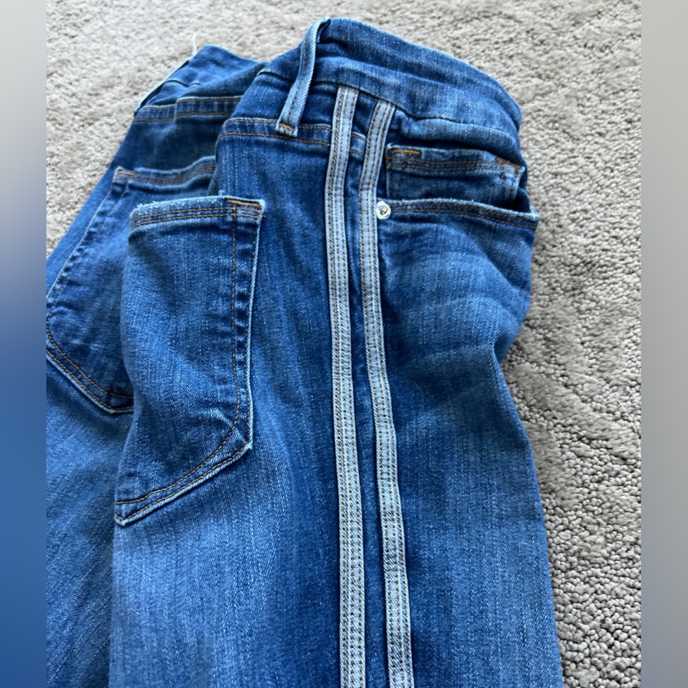 Good American Good Legs Jeans with Stripe | Size 10 - Picture 2 of 4